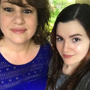 Meet your Posher, Bobbie